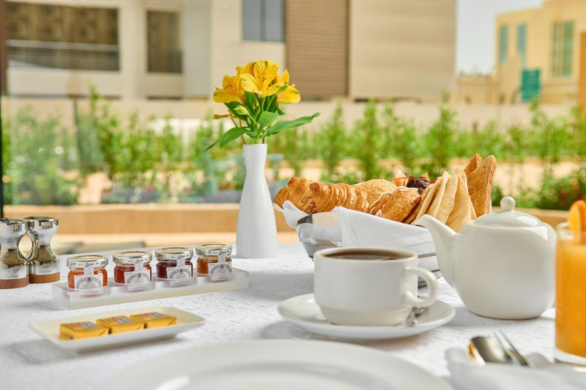 Mercure Riyadh Al Anoud Riade Exterior foto