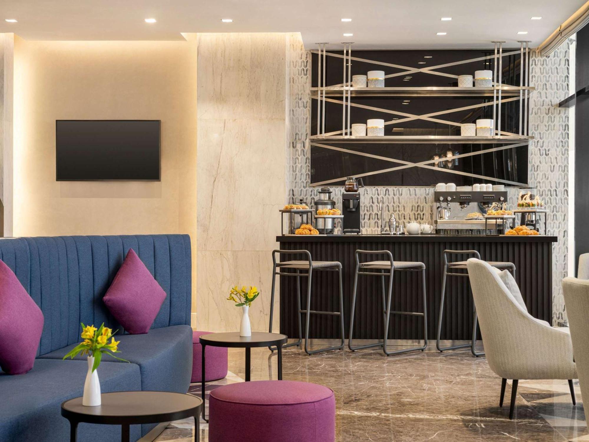 Mercure Riyadh Al Anoud Riade Exterior foto