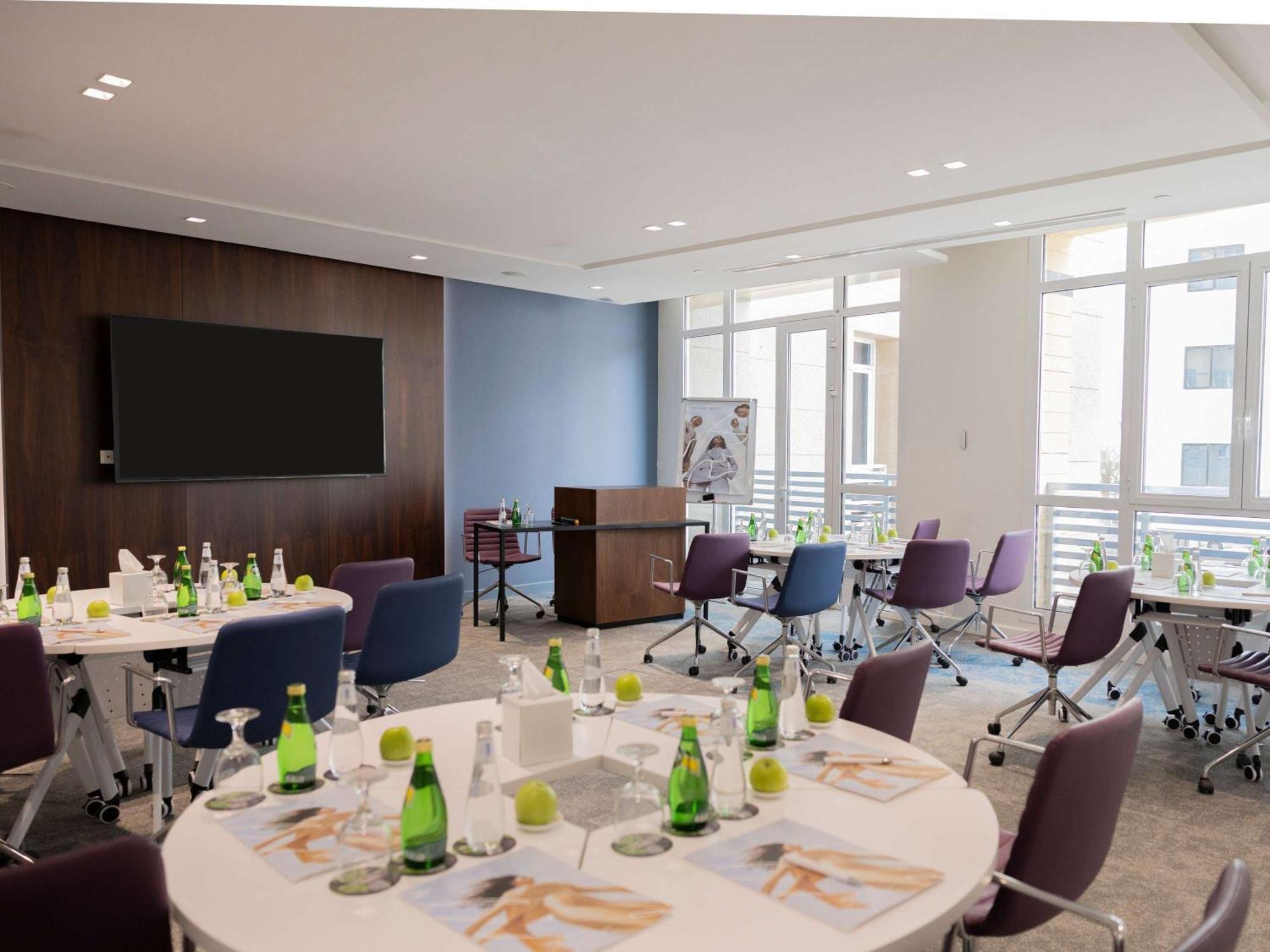 Mercure Riyadh Al Anoud Riade Exterior foto