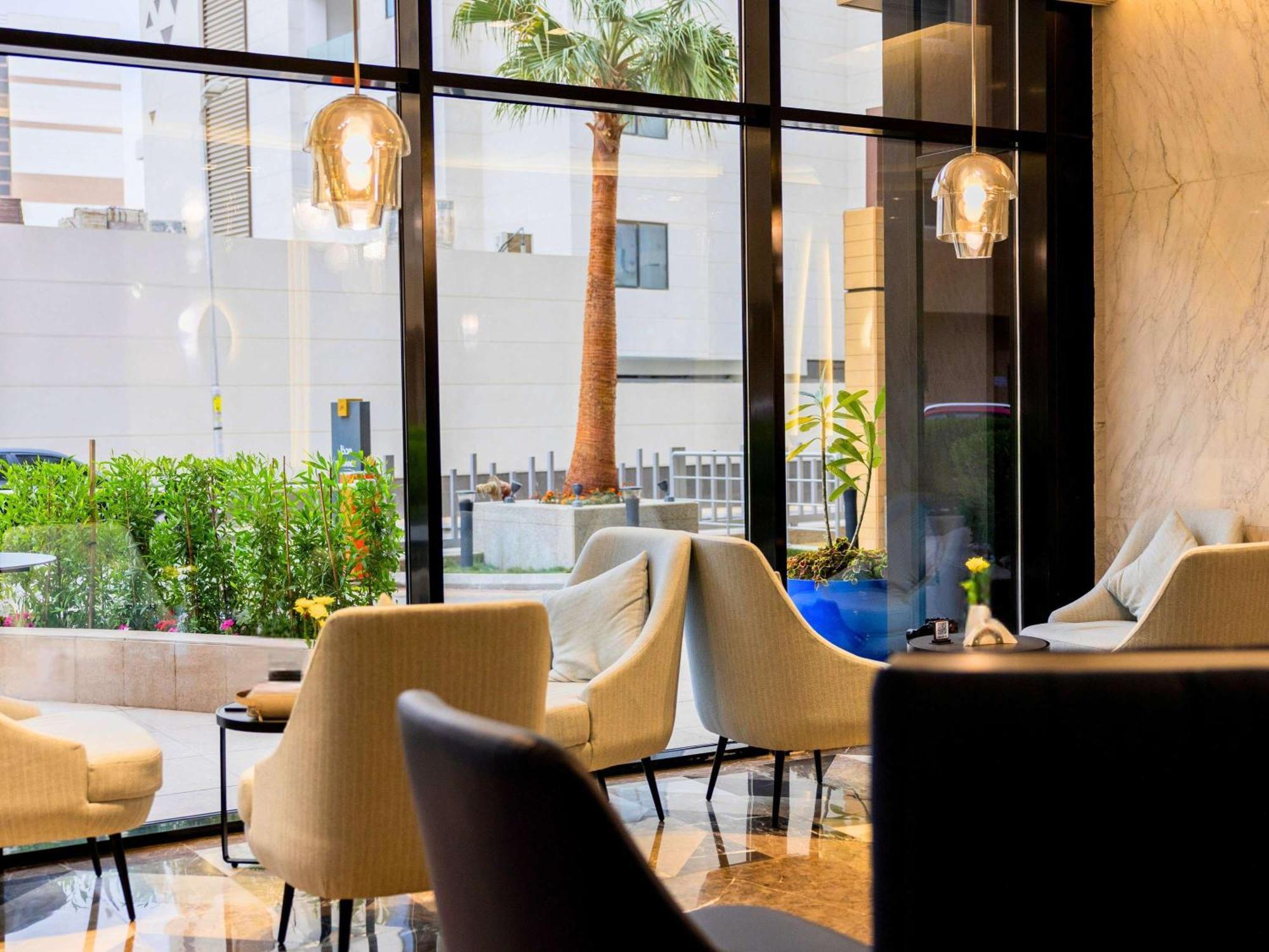 Mercure Riyadh Al Anoud Riade Exterior foto